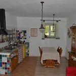 Farm stay Montesalce